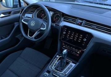 Volkswagen Passat B8 Variant Facelifting 2.0 TDI SCR 200KM 2022 Volkswagen Passat Business Pakiety, FV 23, GPS, ACC, Keyless, Kamera cofa, zdjęcie 16