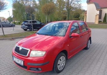 Skoda Fabia I 2005 Skoda Fabia Kupiony w Polsce - ubezpieczony - benzyna - 5 drzwi 1.2 Benzyna, zdjęcie 2