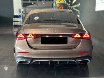 Mercedes Klasa E W214 Sedan 2.0 220d 197KM 2025 E Klasa 220 d 4-Matic AMG 2.0 (197KM) 2025, zdjęcie 2