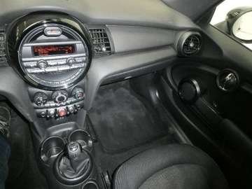 Mini One II 2015 MINI MINI (F55) One D 95 KM stan BDB, zdjęcie 18
