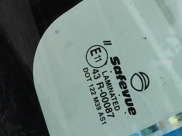 HONDA JAZZ II 1.2 2004R SKLO (OKNO) ČELNÍ PŘEDNÍ