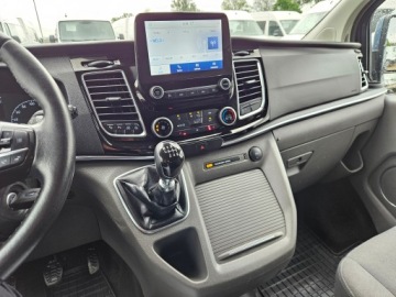 Ford Tourneo Custom I 2022 FORD TRANSIT CUSTOM L2H1 2.0 TDCI/131KM 8 OSOBOWY KLIMA KAMERA CZUJNIKI HAK, zdjęcie 28