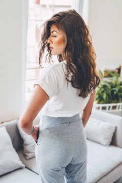 Bawełniane damskie spodnie na kant szare dresy M