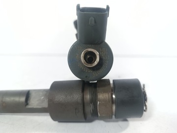 ASTRA H 04-14 VSTŘIKOVAČE 1.9CDTI OE 0445110276
