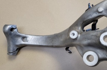 НАКЛАДКА ПЕРЕДНЯЯ ПРАВАЯ AUDI A4 B9 A5 F5 8W OE 8W0407242F