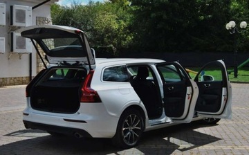 Volvo V60 II  2021 Volvo V60 GWARANCJA, 2021r, 2.0 Diesel Hybryda, Automat, Bogate wyposazeni, zdjęcie 22