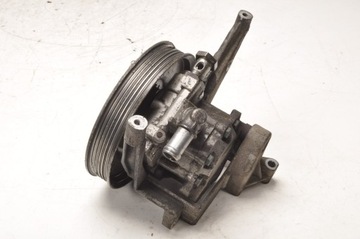 AUDI A4 B5 2.4 B ČERPADLO SERVA