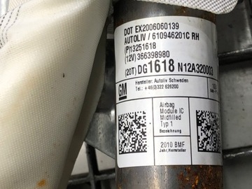 ZÁVĚS VZDUCHOVÁ PRAVÝ OPEL ASTRA J 13251618 KOMBI 09-15