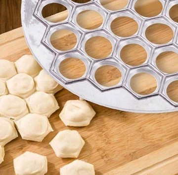 ФОРМА ДЛЯ УШЕК, ПЕЛЬМЕНЕЙ, ПЕЛЬМЕНЕЙ, 37 ОТВЕРСТИЙ