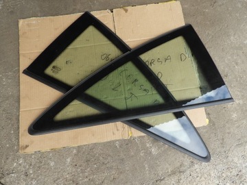 SZYBA BOK TYŁ OPEL CORSA D TRÓJKAT PRAWA 3D