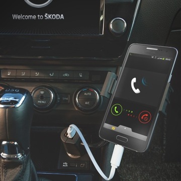 Автомобильный держатель для прикуривателя с зарядным устройством USB