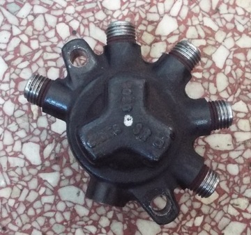 FORD FOCUS MK2 II 1.8 TDCI ROZDZIELACZ PALIWA