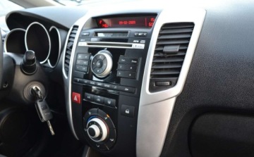 Kia Venga Mikrovan 1.4 DOHC CVVT 90KM 2010 Kia Venga Bezwypadkowe - Niski przebieg - zarejestrowane Faktura Vat marza, zdjęcie 33