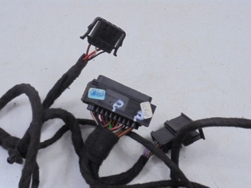 VW PASSAT B5 ЖГУТ ДВЕРЕЙ ПЕРЕДНИЙ СПРАВА 3B0121G