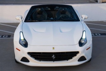 Ferrari California 2017 Ferrari California T V8 2017 3.9 Benzyna 553KM, zdjęcie 7