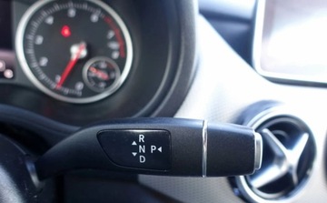 Mercedes Klasa B W246 Sports Tourer 180 BlueEFFICIENCY 122KM 2015 Mercedes-Benz Klasa B 180 1.6 122KM LIFT Automat Full LED Skora Niski prze, zdjęcie 25