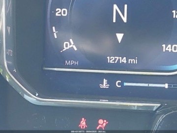 Chevrolet Silverado II 2024 Chevrolet Silverado 1500 Short Bed Lt Trail Boss 2024 6.2l 6.2 Benzyna, zdjęcie 11