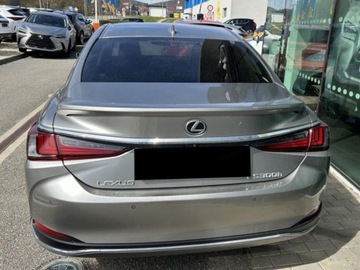 Lexus ES VII (XV70) Sedan Facelifting 300h 218KM 2025 Od ręki - 300h Prestige 2.5 Hybrid 218KM | Podgrzewane fotele!, zdjęcie 4