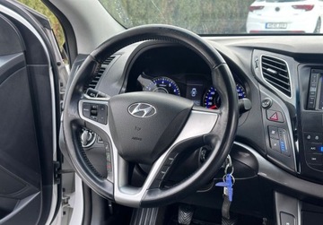 Hyundai i40 Kombi 1.6 GDI 135KM 2012 Hyundai i40 1,6 135KM NAVI KAMERA KLIMA LED Bezwypadkowy Serwis SUPER, zdjęcie 15