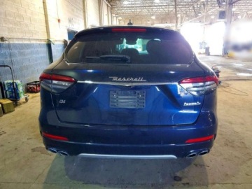 Maserati Levante 2021 Maserati Levante Luxury 2021 3.0 Benzyna 345KM, zdjęcie 2