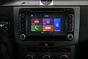 Volkswagen Passat B7 Variant 2.0 TDI CR DPF BlueMotion 140KM 2014 VW Passat 2.0 TDI, Xenon, Klima, Klimatronic, zdjęcie 17