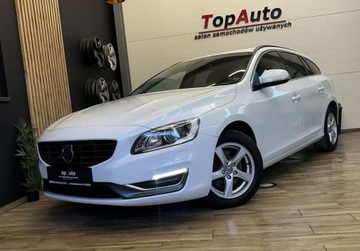 Volvo V60 I Kombi Facelifting 2.0 D4 DRIVE-E 181KM 2014 Volvo V60 2.0 D4 181KM manual gwarancja kam..., zdjęcie 12