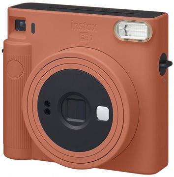 Камера FUJIFILM Instax Square SQ1 оранжевого цвета