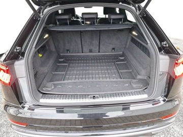 Audi Q8 SUV 3.0 45 TDI 231KM 2022 Audi Q8 S-Line Matrix Pneumatyka 3.0 Diesel 231KM, zdjęcie 31