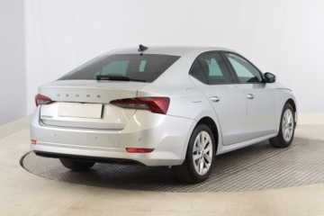 Skoda Octavia IV Liftback 1.5 TSI EVO 150KM 2022 Skoda Octavia 1.5 TSI, Salon Polska, zdjęcie 4