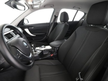 BMW Seria 1 F20-F21 2018 BMW 118 Automat, Czujniki, Aut.klima, Navi,, zdjęcie 12