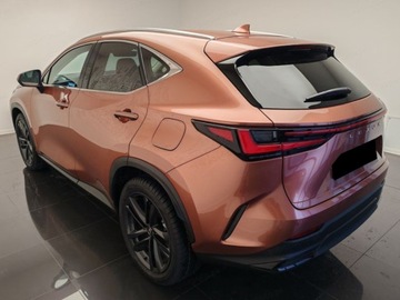 Lexus NX II SUV Facelifting 2.5 350h 200KM 2025 Od ręki - 350h Prestige 2.5 Hybrid AWD 200KM | Podgrzewane fotele!, zdjęcie 4
