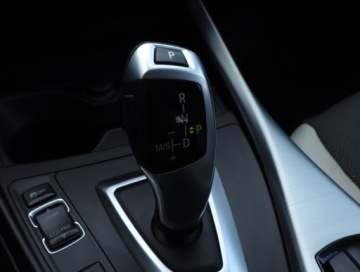 BMW Seria 1 F20-F21 2016 BMW 1 118i, Salon Polska, Automat, Skóra, Klima, zdjęcie 15