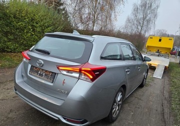 Toyota Auris II Touring Sports Facelifting 1.2 D-4T 116KM 2016 Toyota Auris Swiezo sprowadzony z Niemiec Zarejestrowany Ubezpieczony, zdjęcie 3
