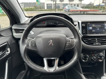 Peugeot 208 I Hatchback 5d Facelifting 1.2 PureTech 82KM 2015 Peugeot 208 Klima*Pdc*Tylko 86000km, zdjęcie 11