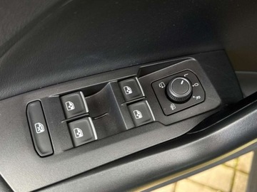 Volkswagen T-Cross SUV Facelifting 1.0 TSI 115KM 2024 Volkswagen T-Cross R-Line Virtual AppConnect Tempomat ACC Led Keyless, zdjęcie 14