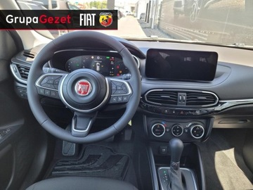 Fiat Tipo II Station Wagon Facelifting 1.5 Hybrid 130KM 2023 Fiat Tipo KOMBI SERIA 3 1.5 130 KM Hybrid (RED) BlackWeek, zdjęcie 9