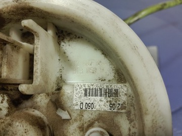 AUDI A4 B7 1.9 TDI 115 KM ČERPADLO PALIVA PALIVOVÁ PLOVÁK