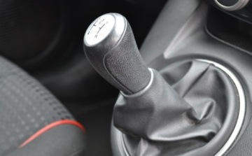 Mazda 2 II Hatchback 3d Facelifting 1.3 MZR 75KM 2012 Mazda 2 1.3 - bezwypadkowe - Klima - grzane fotele, SUPER STAN 1.3 Benzyna, zdjęcie 31
