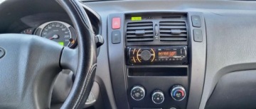 Hyundai Tucson I SUV 2.0 i 16V 141KM 2004 Hyundai Tucson 2.0 141 KM Gaz Klima bezwypadkowy Zarejestrowany 2.0 141KM, zdjęcie 21