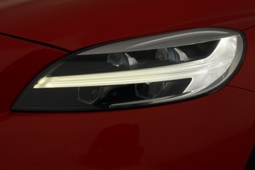 Volvo V40 II Cross Country Facelifting 2.0 T4 190KM 2018 Volvo V40 Cross Country 2.0 T4 AWD, Salon Polska, zdjęcie 18