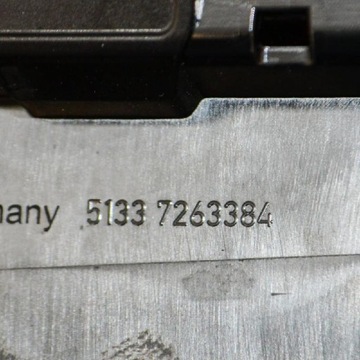 BMW 3 TOURING F31 330D PŘEDNÍ PRAVÉ DVEŘE SVISLÁ KRYT 7263384 2012
