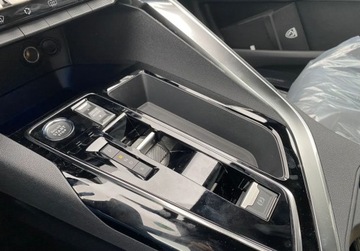 Peugeot 3008 II Plug-In Hybrid Facelifting 1.6 HYBRID 180KM 2023 Peugeot 3008 Allure Pack Hybrid 1.6 225KM EAT8 - automat 1.6 Hybryda 180KM, zdjęcie 9