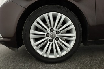 Opel Insignia I Hatchback 2.0 CDTI ECOTEC 160KM 2013 Opel Insignia 2.0 CDTI, Salon Polska, 4X4, Skóra, zdjęcie 18