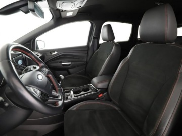 Ford Kuga II SUV Facelifting 2.0 TDCi 150KM 2018 Ford Kuga ST-line Navi Kamera cofania Klimatyzacja, zdjęcie 12