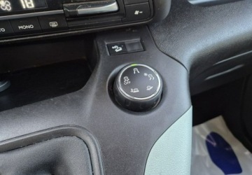 Citroen Berlingo III Osobowy M 1.2 PureTech 110KM 2019 Citroen Berlingo NaviParktronikTempomatLed 1.2 Benzyna 110KM, zdjęcie 25