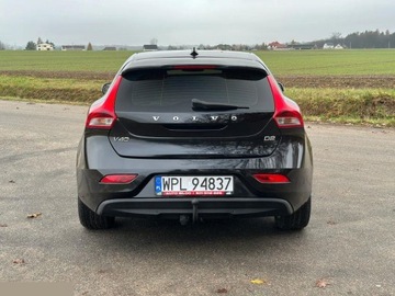 Volvo V40 II Cross Country 2.0 D2 DRIVE-E 120KM 2015 Volvo V40 D2 RDesign 1.6D 120 KM 2015r, zdjęcie 10