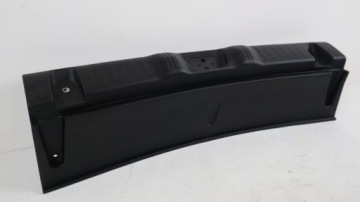 JEEP COMPASS II 17- КРЫШКА ЗАДНЕГО РЕМНЯ