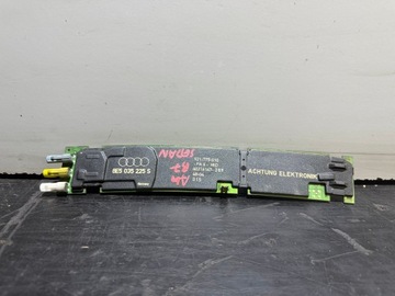 AUDI A4 B6 SEDAN WZMACNIACZ ANTENOWY ANTENA SZYBY TYŁ TYLNA 8E5035225S