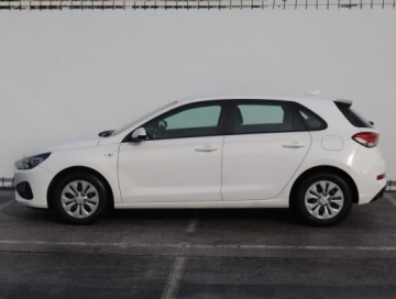 Hyundai i30 III Hatchback Facelifting 1.5 DPI 110KM 2021 Hyundai i30 1.5 DPI, Salon Polska, Serwis ASO, zdjęcie 2