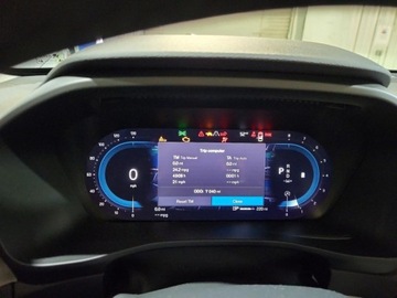 Volvo XC40 2025 Volvo XC 40 Plus 2025 2.0 Benzyna 194KM, zdjęcie 9